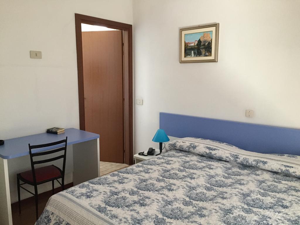 Hotel Halifax Lido di Jesolo Phòng bức ảnh