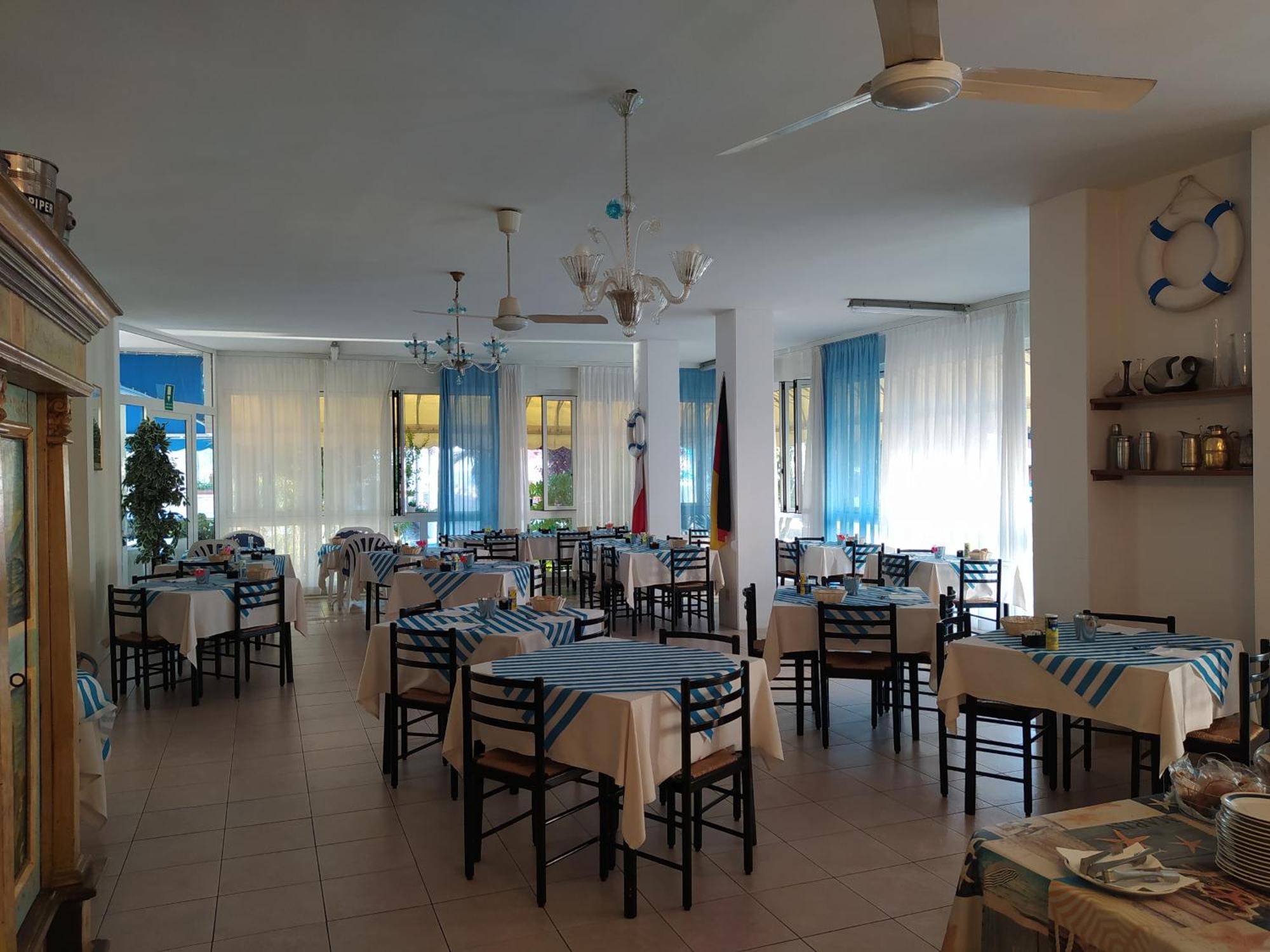 Hotel Halifax Lido di Jesolo Ngoại thất bức ảnh