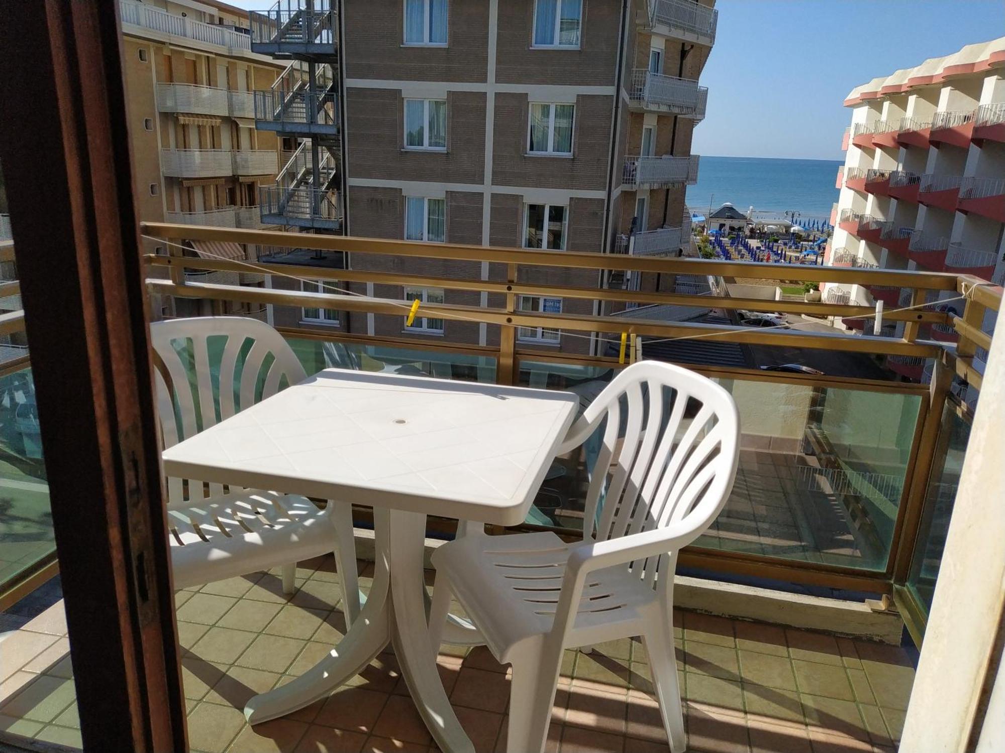 Hotel Halifax Lido di Jesolo Ngoại thất bức ảnh